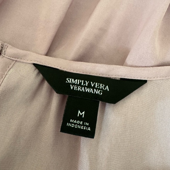 Lilacs Please Dress - Picture 3 of 11